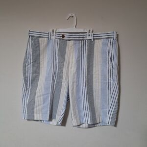Brooks Brothers Bermuda shorts genuine seersucker stripe 100% cotton size 40x9.5